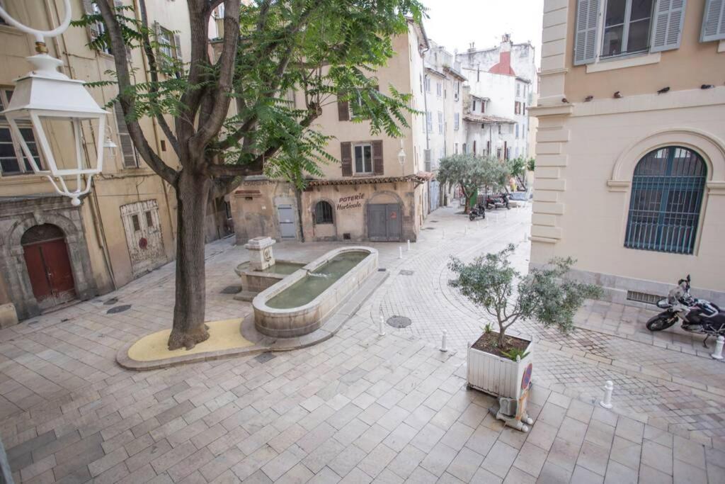 Gregbnb - Centre Ancien - T2 Street Art - Wifi * Toulon