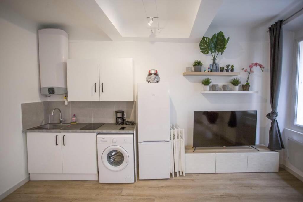 Appartement Gregbnb-com - Centre Ancien - T2 Street Art - Wifi Toulon