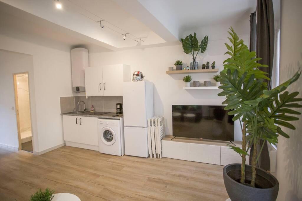 Gregbnb-com - Centre Ancien - T2 Street Art - Wifi Appartement Toulon